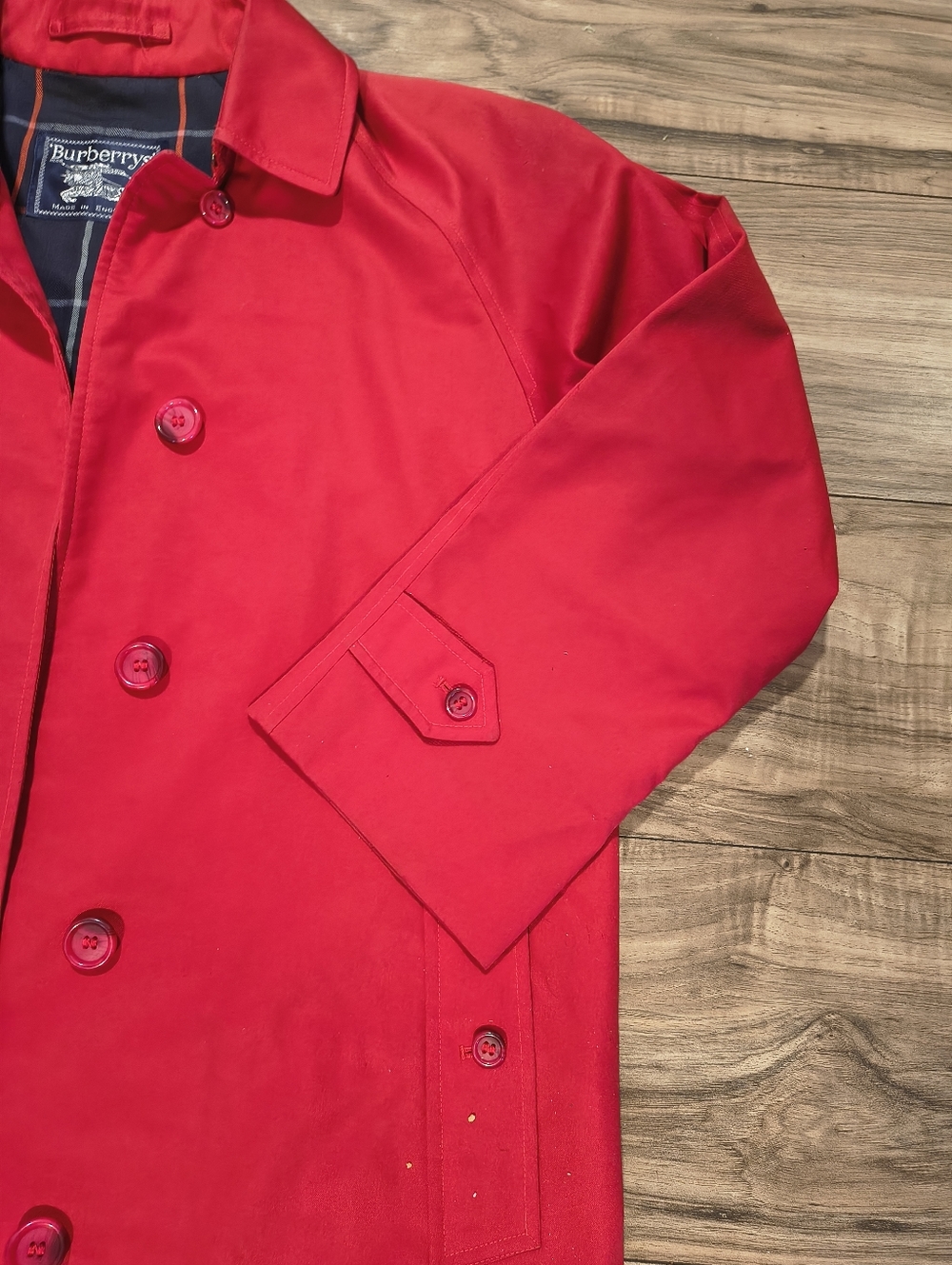 Burberry Red Trench Coat with Navy Plaid Lining - Picture 7 of 9